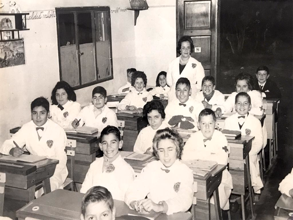 ¿Dónde estudió y cuáles fueron los estudios de San Martín?