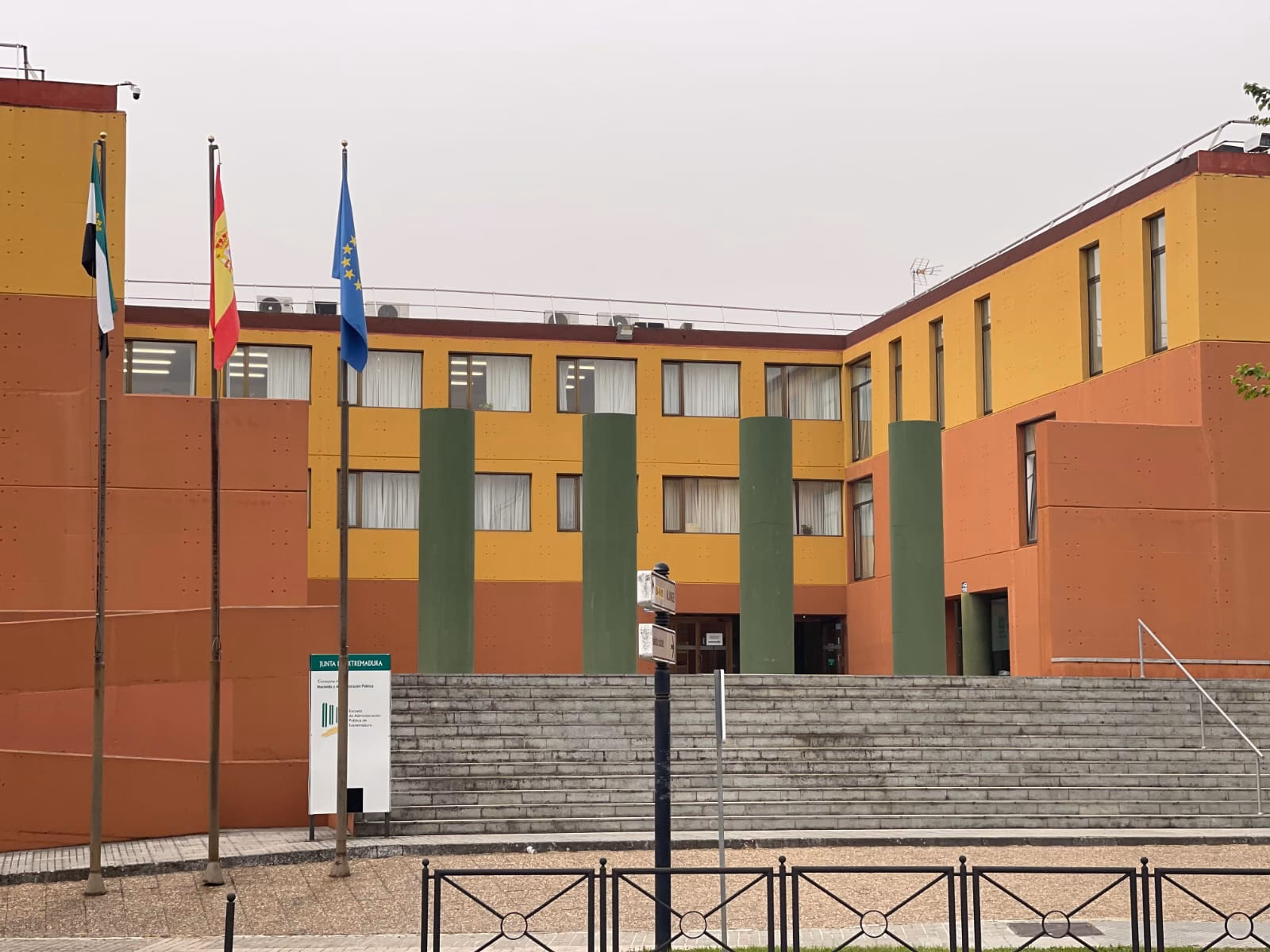 ¿Qué es la carrera en Administración Pública?