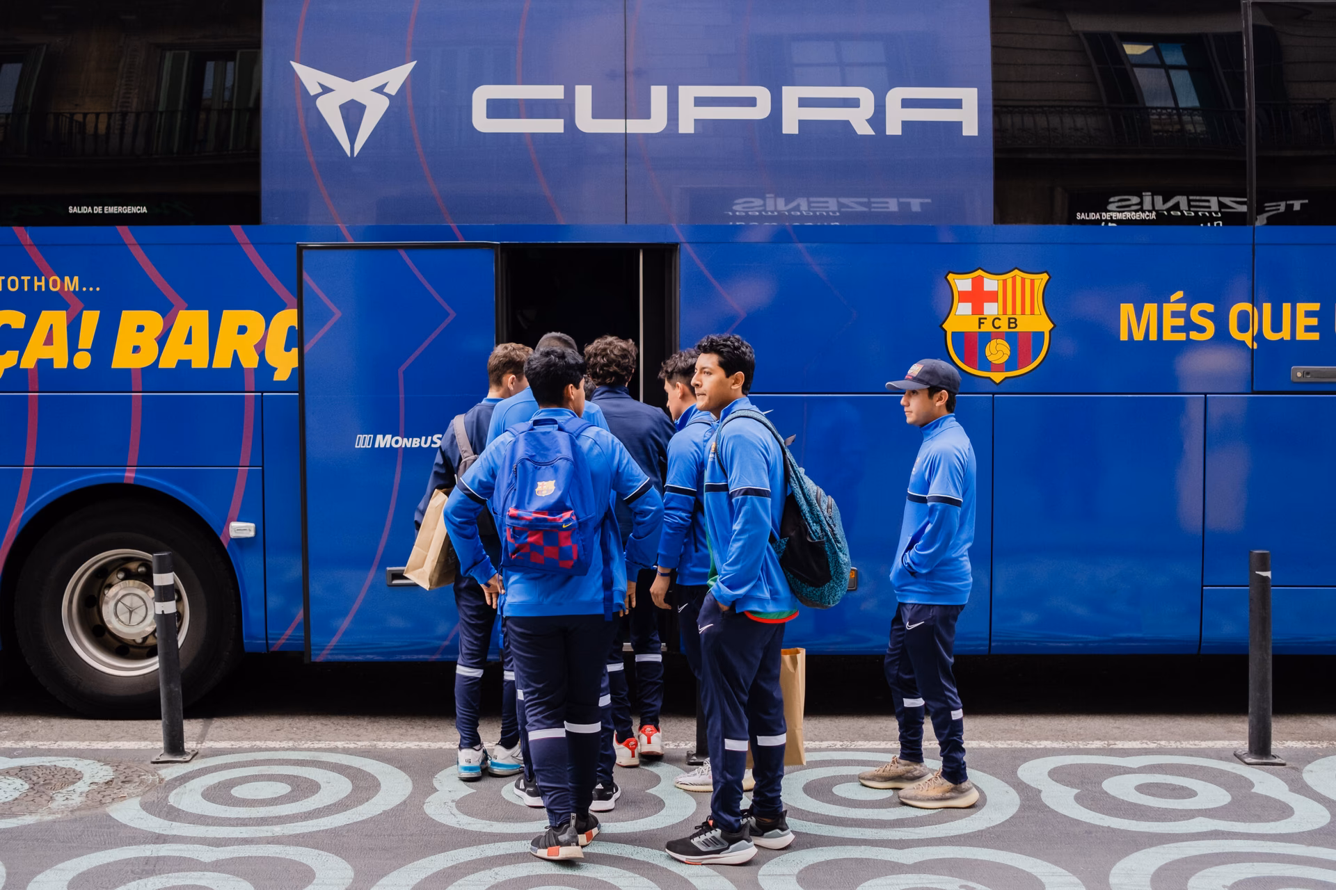 ¿Cuánto cuesta entrar al Barcelona Academy?