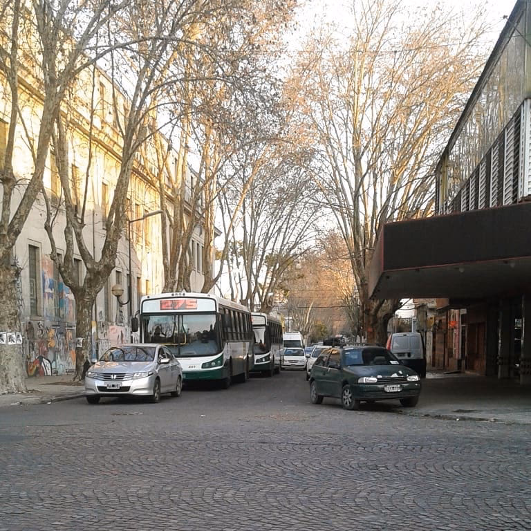 ¿Dónde estudiar maestro mayor de obra en La Plata?