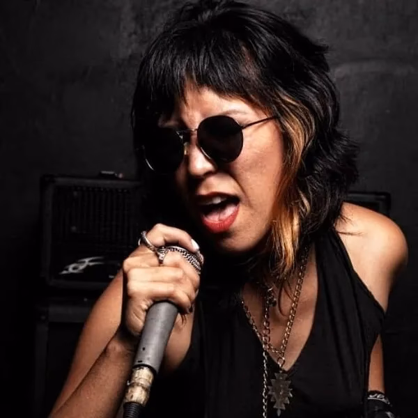 ¿Cuánto debería costar una clase de canto?