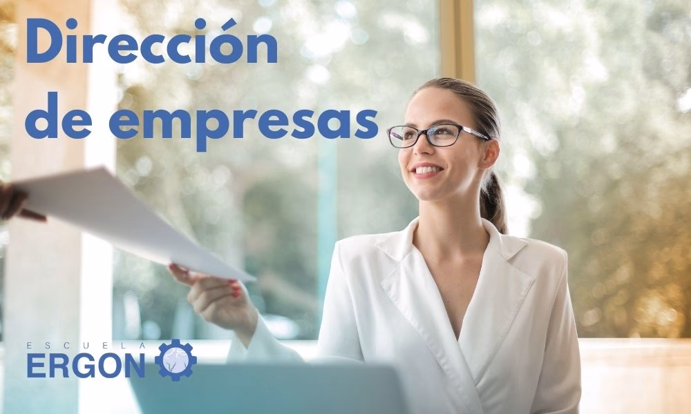 ¿Cuántos años dura la carrera de dirección de empresas?