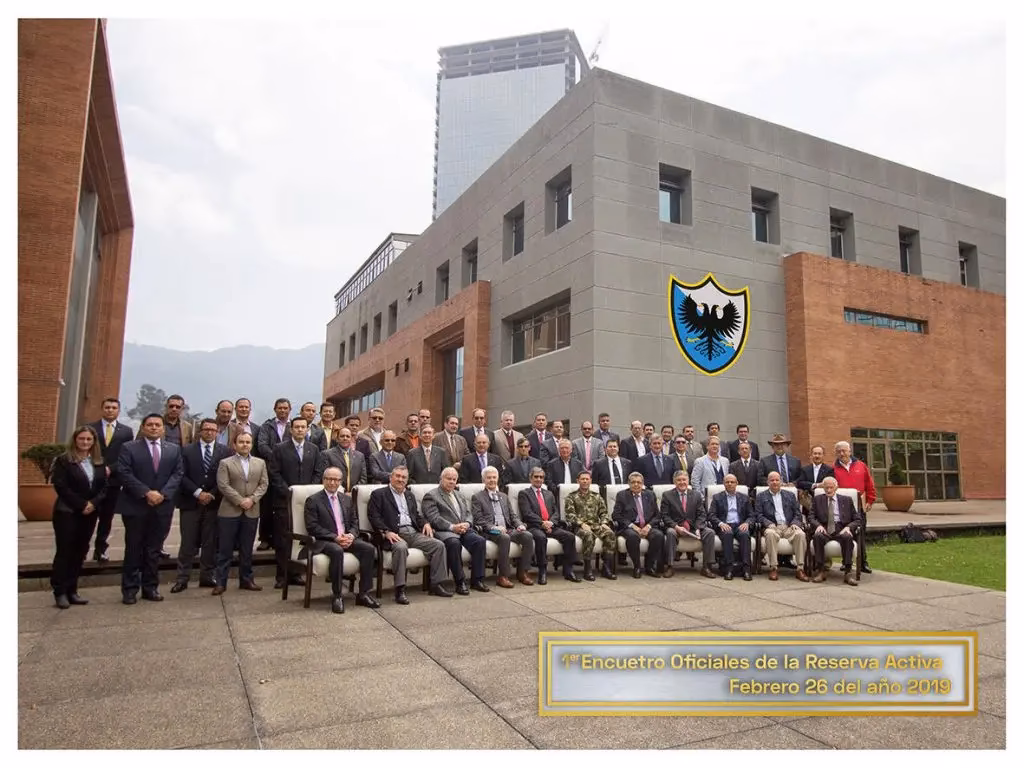 ¿Qué hacen los de inteligencia militar?