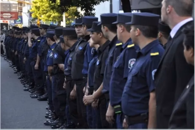 ¿Qué estudios te piden para ser Policía?
