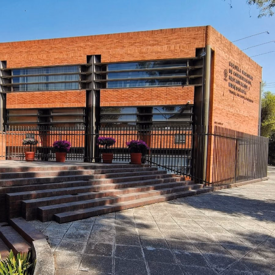 ¿Qué es la Licenciatura en Restauración de Bienes Mmuebles?