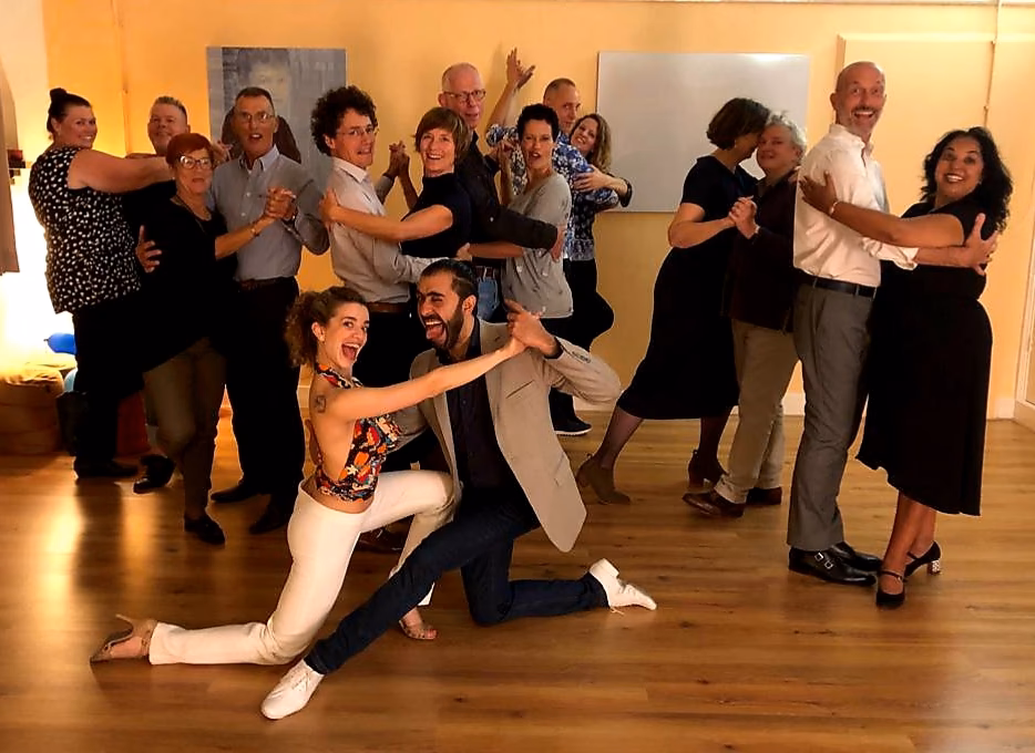 ¿Cuál es el barrio de tango más famoso de Buenos Aires?