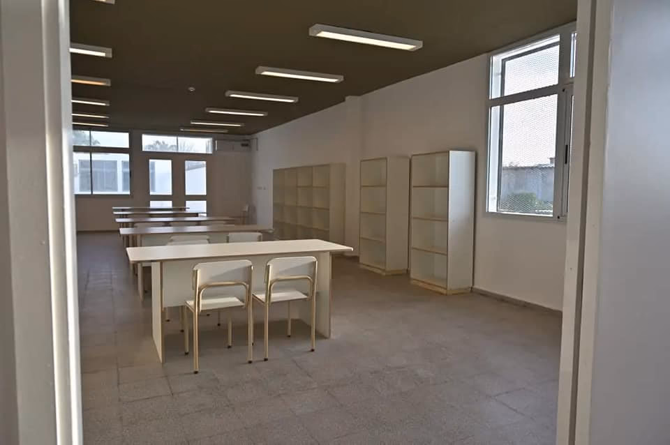 ¿En qué distrito se encuentra la escuela secundaria Alvarado?