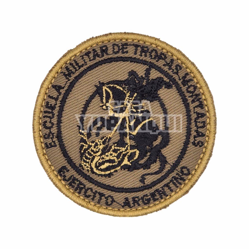 ¿Cómo se llama la escuela militar de cadetes?