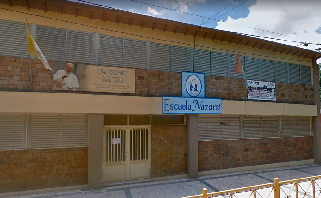 ¿Qué tipo de escuela es Nazareth College?