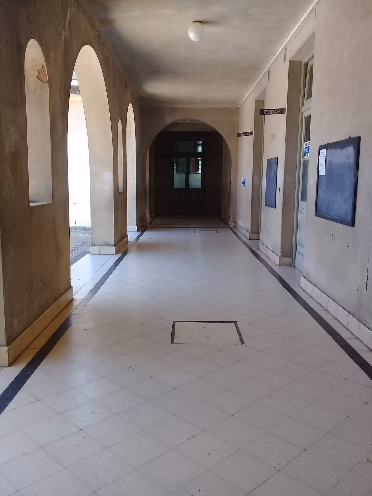 ¿Cómo se llama la Escuela Normal de Pehuajo?