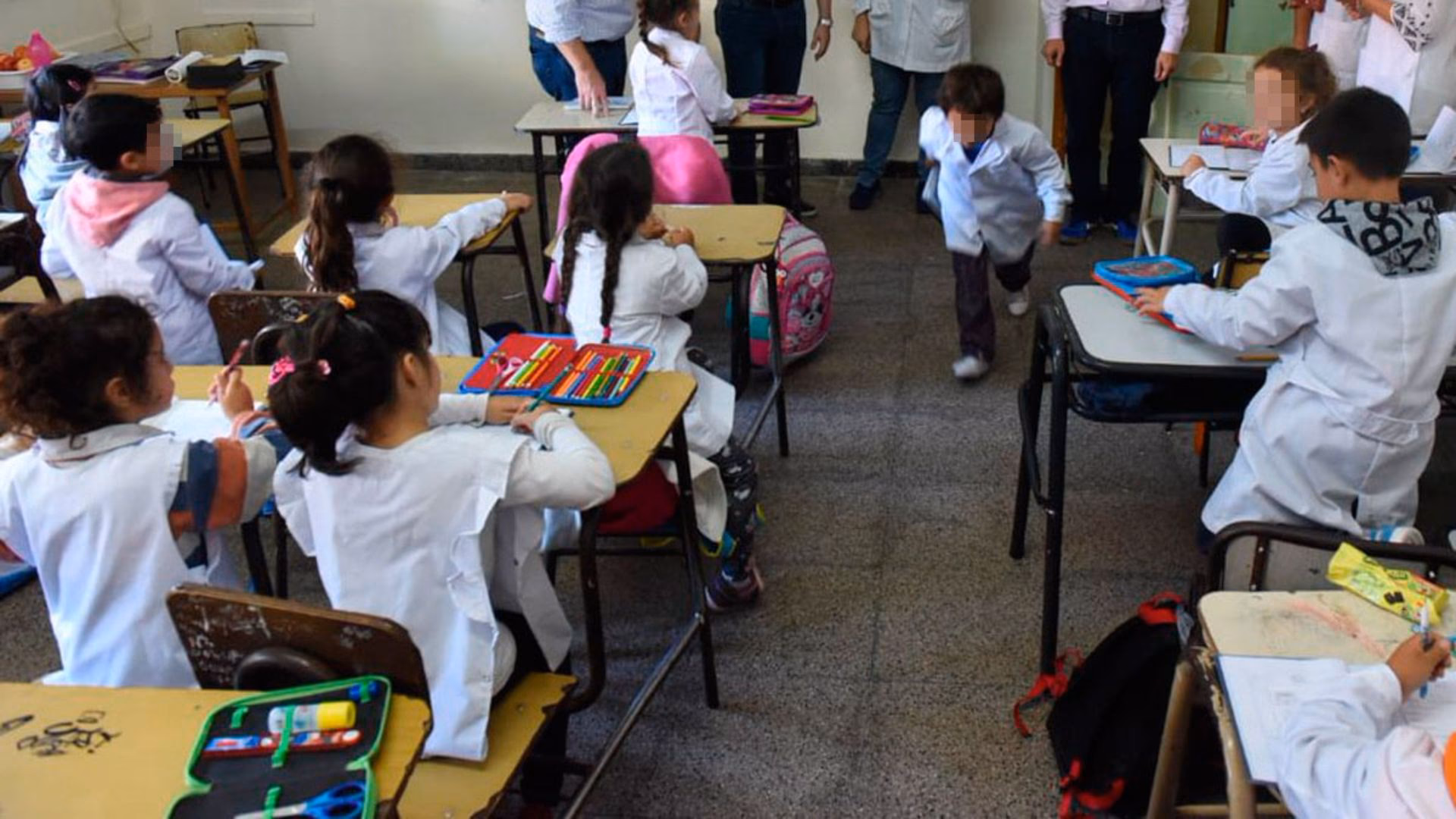 ¿Cuál es el horario de un maestro de primaria?