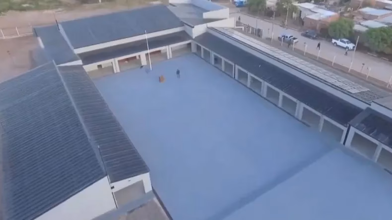 ¿Es Santa Clara High School una buena escuela?