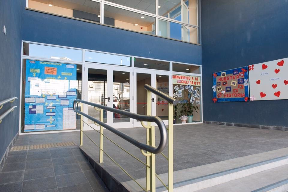 ¿Qué se estudia en la Escuela Naval Argentina?