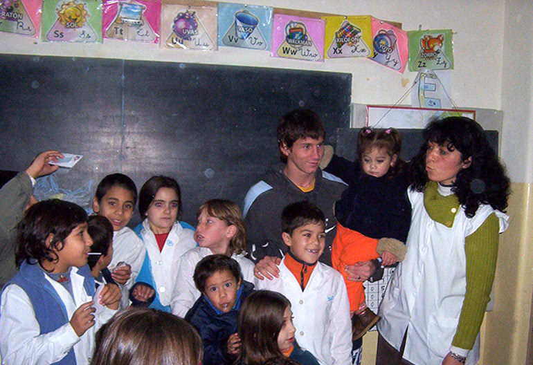 ¿Tiene Messi un diploma de secundaria?