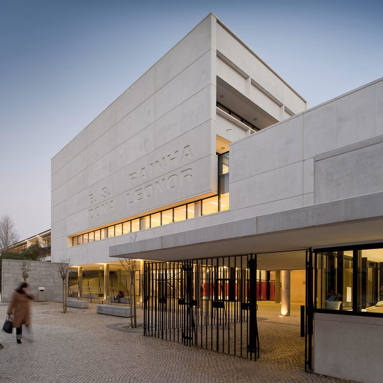 ¿Cómo se llama la secundaria en Portugal?