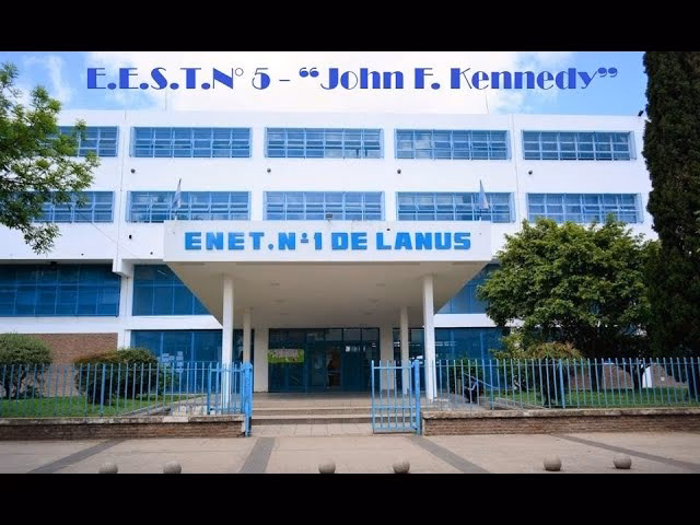 ¿Cuándo se creó el colegio John F. Kennedy?