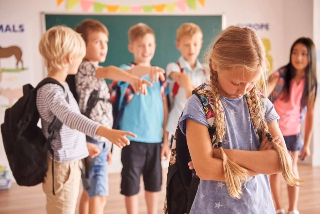 ¿Qué es la exclusión social escolar?