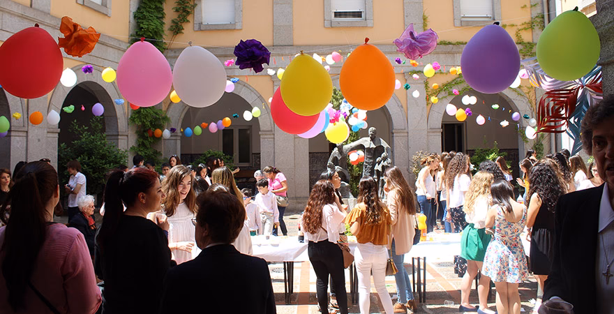 ¿Qué es una fiesta escolar?