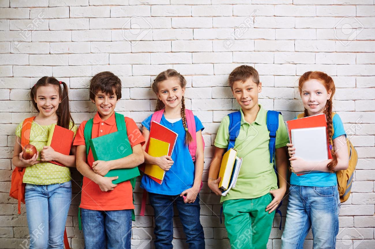 ¿Qué nombre le puedo poner a un grupo de la escuela?