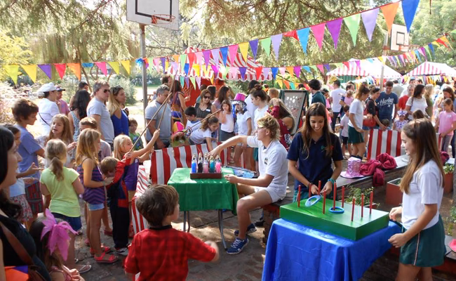 ¿Qué es una kermés en una escuela?