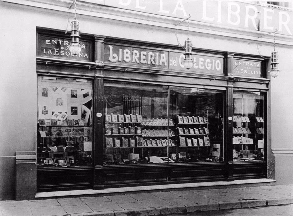 ¿Cómo se llama la librería famosa de Buenos Aires?