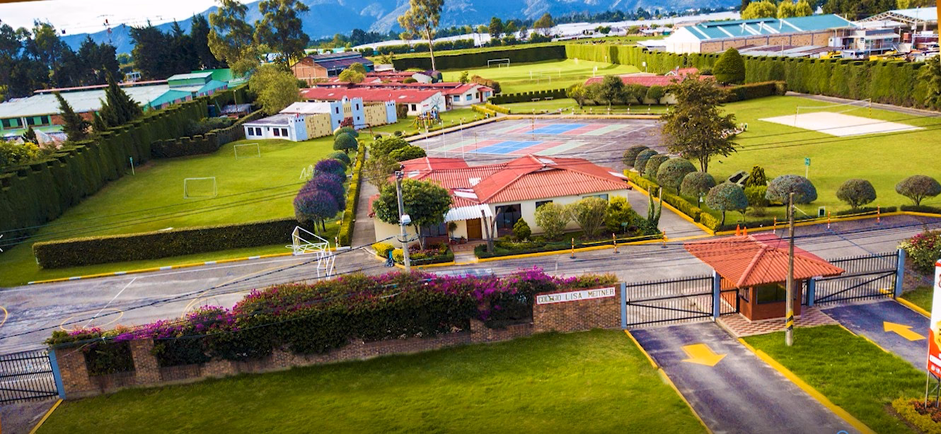 ¿Qué pasó con el colegio Lisa Meitner?
