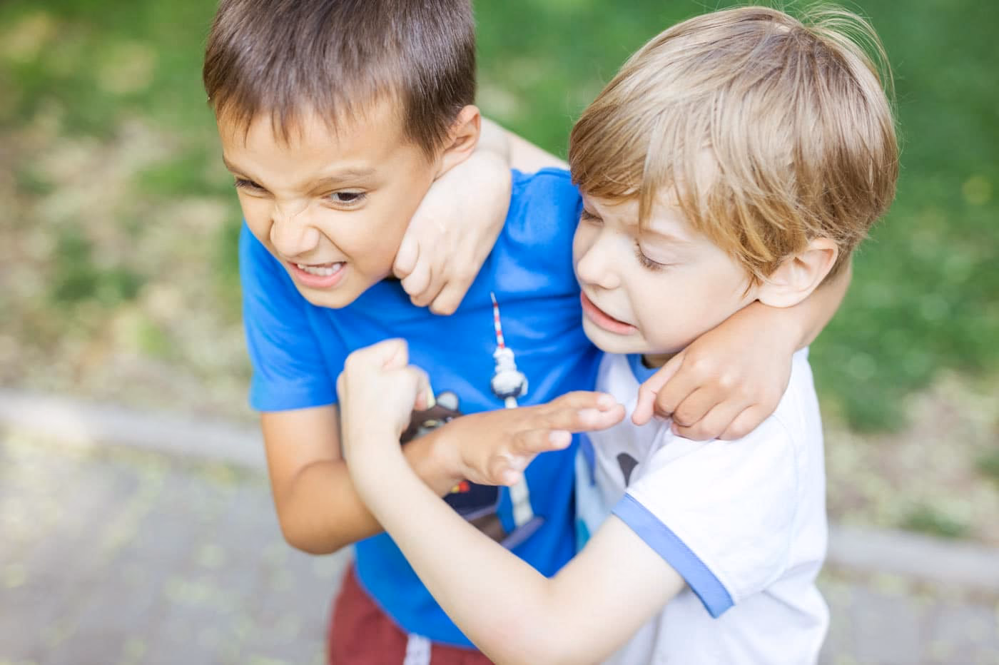 ¿Cómo quitar la agresividad a un niño?