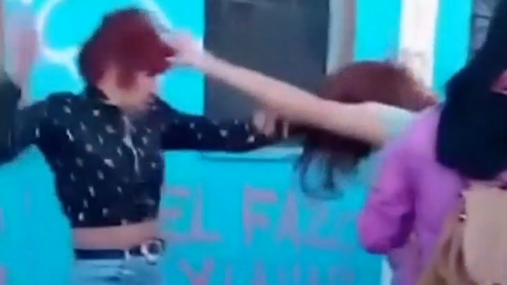 ¿Cómo distinguir el acoso de una pelea en el colegio?