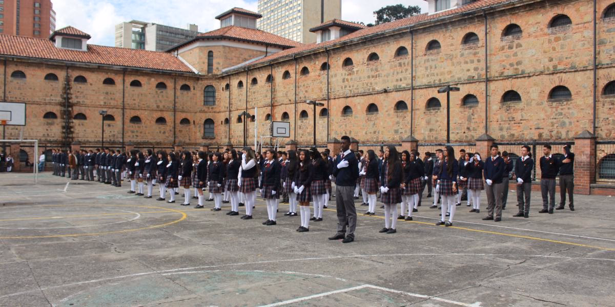 ¿Dónde queda el barrio Policarpa Salavarrieta?