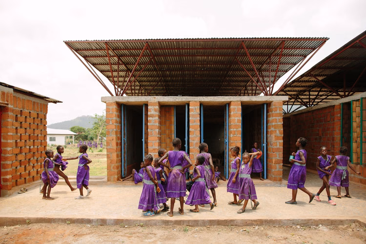 ¿Qué son las escuelas comunitarias?