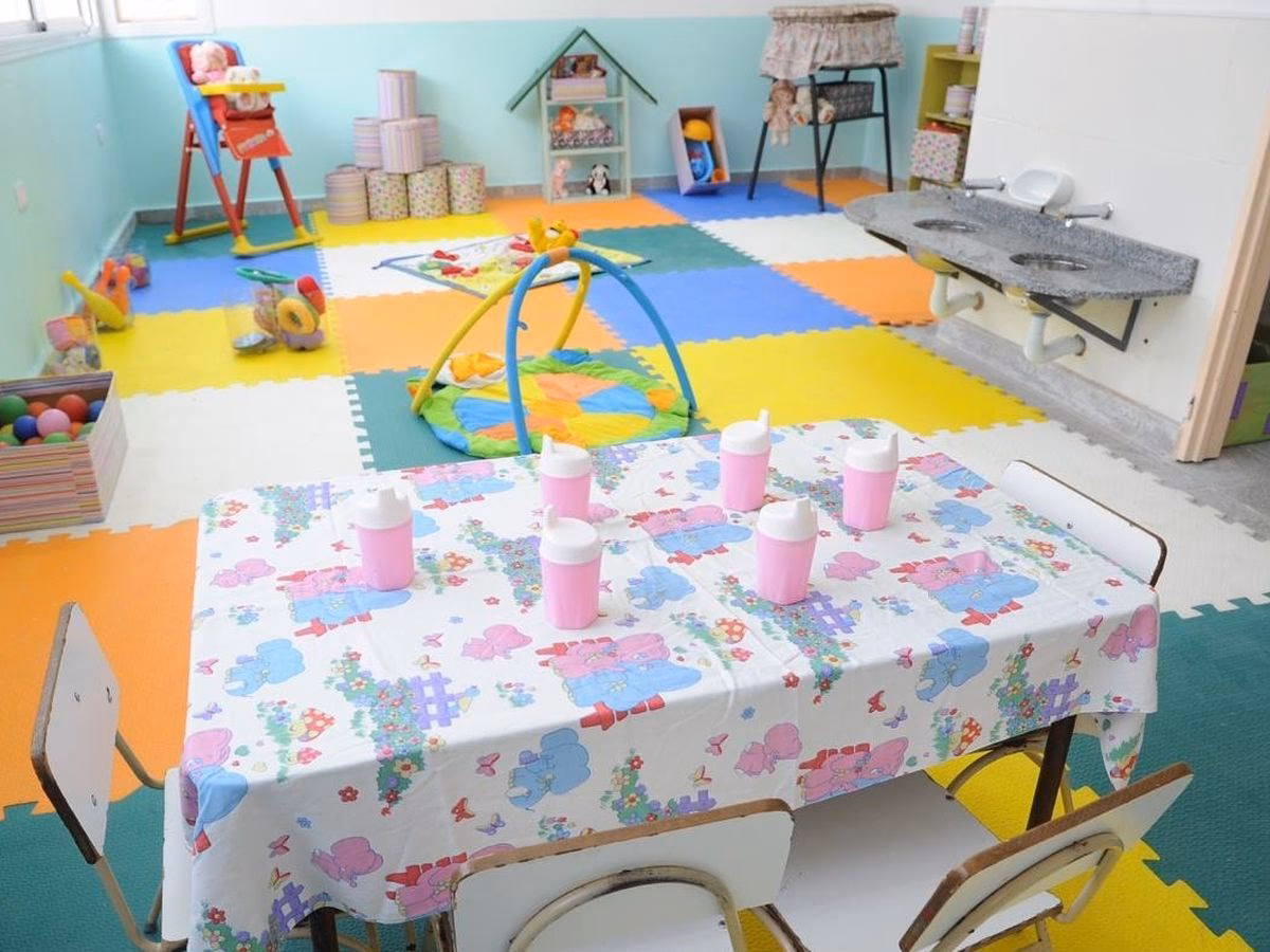 ¿Cuántos niños por docente en maternal?